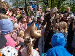 Muminek odsłonięty! Nowa rzeźba na Szlaku Łódź Bajkowa