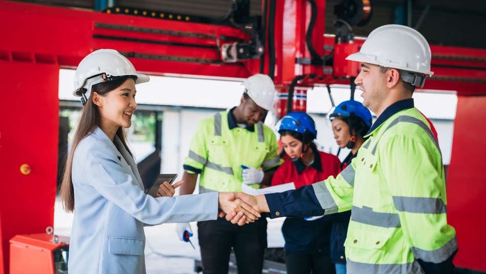 Łódź. Kierownik zmiany (przetwórstwo tworzyw sztucznych)