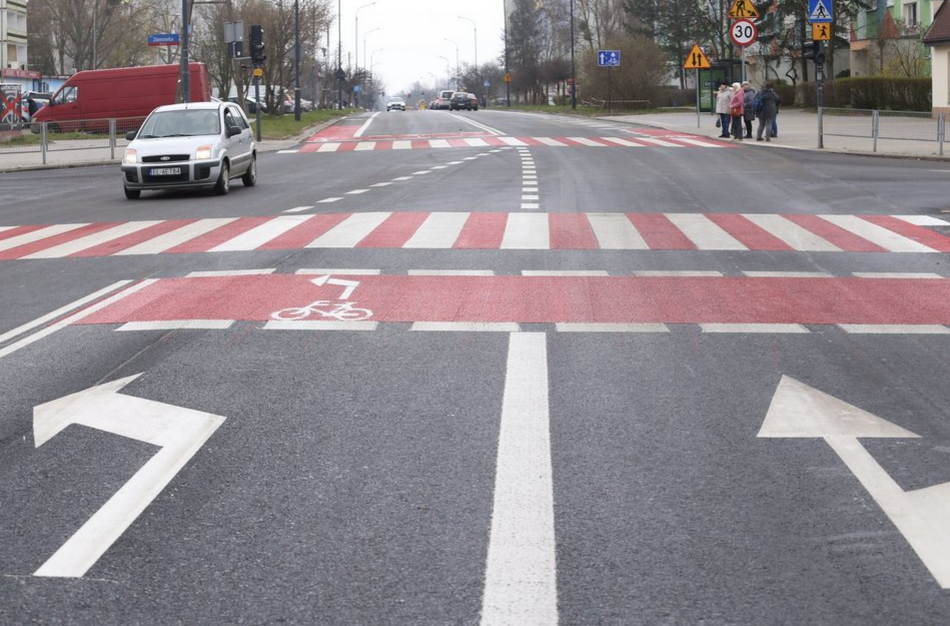 Łódź. Wielkie malowanie pasów na ulicach w Łodzi. Będzie bezpieczniej!
