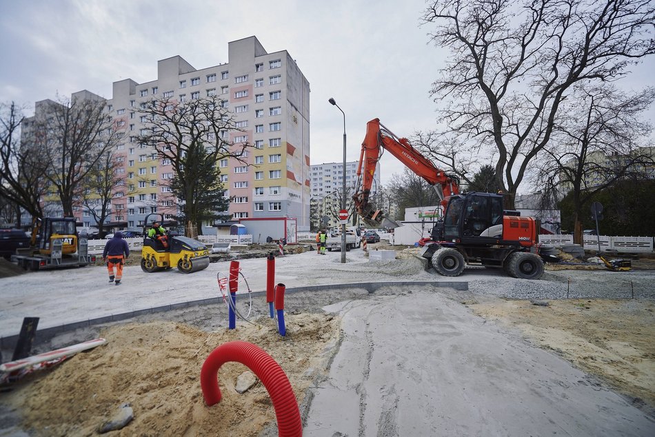 Łódź. Remont ul. Wioślarskiej w Łodzi