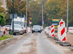 Remont Źródłowej w Łodzi. Jest już nowy asfalt, przystanki MPK Łódź prawie gotowe