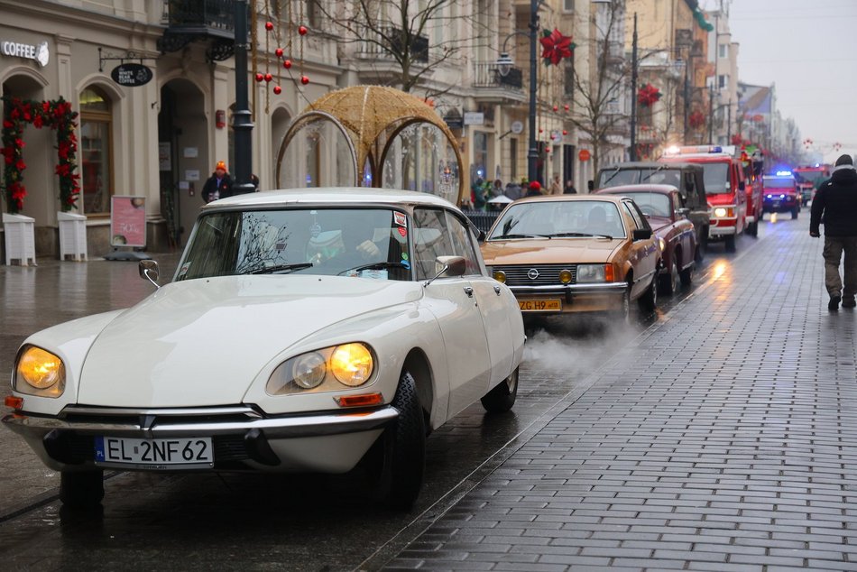 Łódź. WOŚP 2026 w Łodzi. Motoszarża po raz pierwszy opanowała Piotrkowską! [ZDJĘCIA]