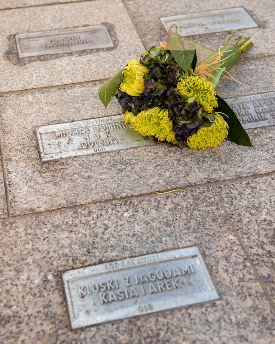 Odsłonięcie pomnika na placu Wolności