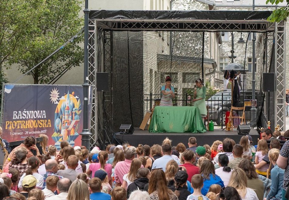 Łódź. Baśniowa Piotrkowska w Łodzi. Spektakl „Taka Pchła” zachwycił widzów!