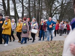 Topienie marzanny na Stawach Jana w Łodzi. Kolorowy korowód pożegnał zimę!