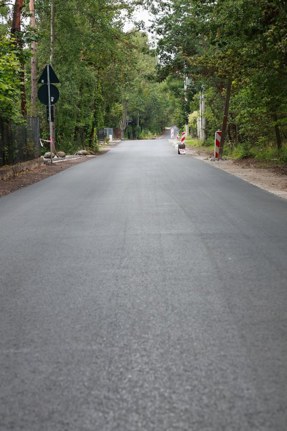 Łódź. Remont Jędrzejowskiej i Dworcowej w Łodzi. Ostatnie prace drogowców i zmiany MPK Łódź