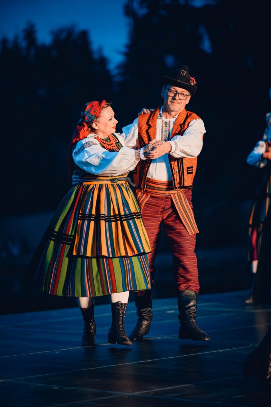 Łódź. Noc Świętojańska w Ogrodzie Botanicznym w Łodzi. Magia światła, natury i folkloru