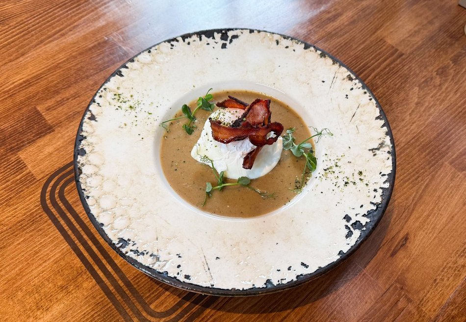 Łódź. Zalewajka w restauracji Al Dente