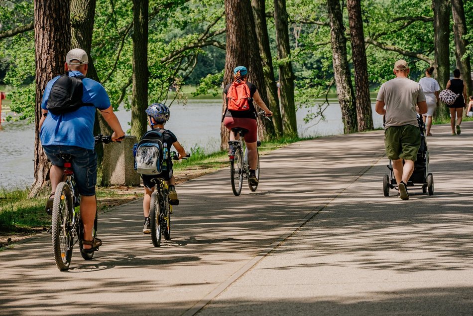 Łódź. Arturówek w Łodzi tętni życiem. Tak łodzianie powitali pierwszy dzień lata!