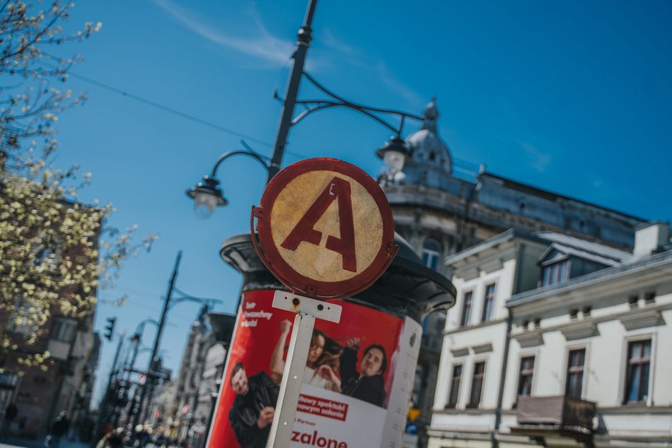 Łódź. Łódzkie Linie Turystyczne przyciągają tłumy. Kultowe pojazdy MPK Łódź znów hitem podróżnych!