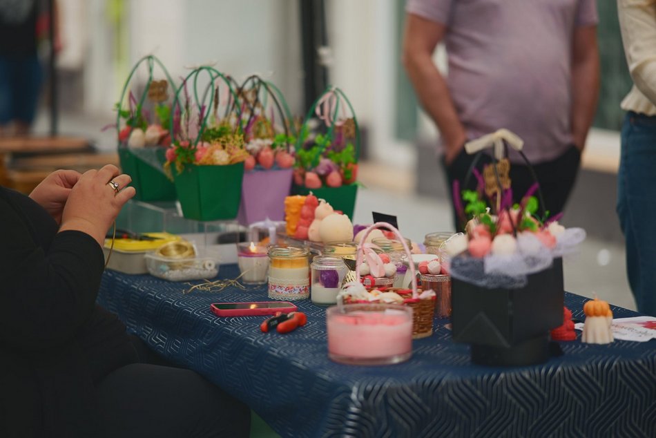 Rękodzielnia na Pietrynie w Łodzi trwa w najlepsze. Co oferują artyści?