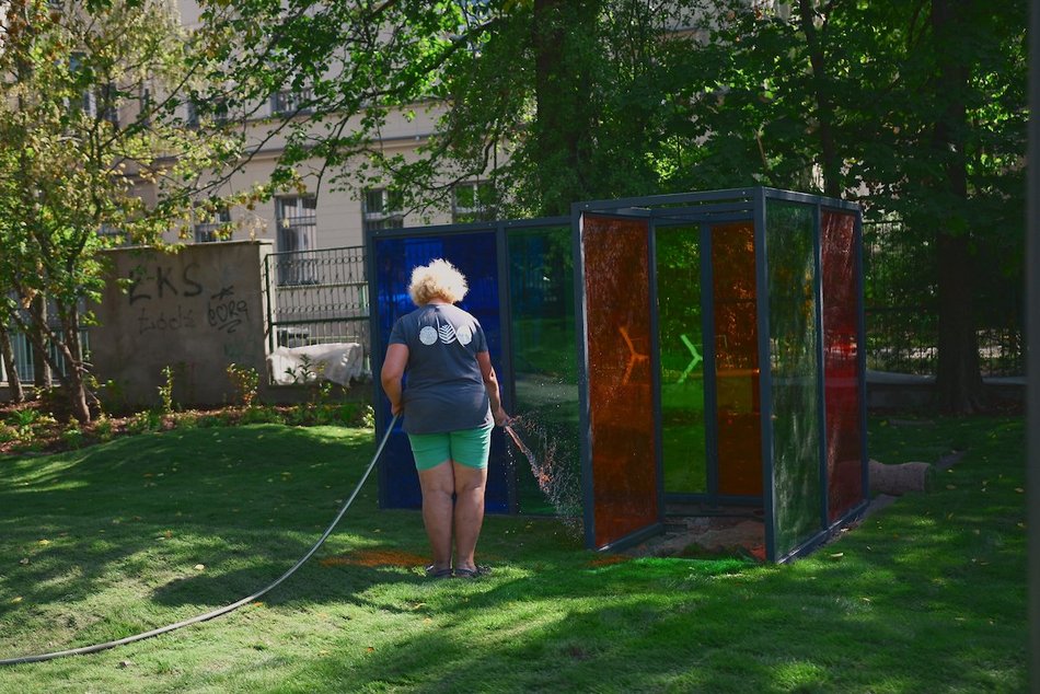 Łódź. Takiego skweru w Łodzi jeszcze nie było! Siłownia, park sensoryczny i plac zabaw już gotowe