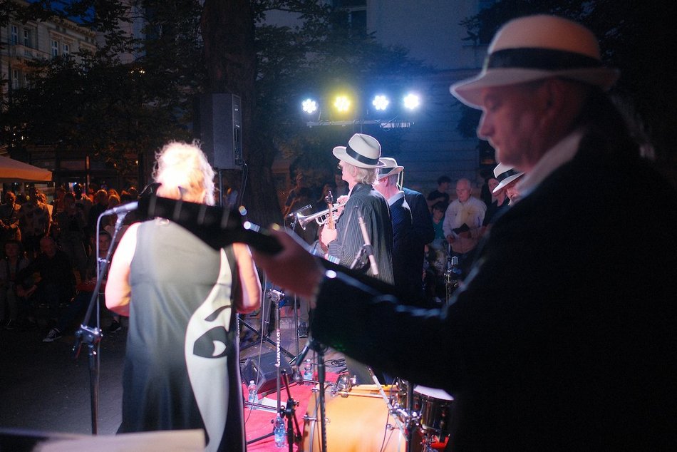 Łódź. Piotrkowska Kameralnie w pasażu Rubinsteina. Za nami koncert finałowy