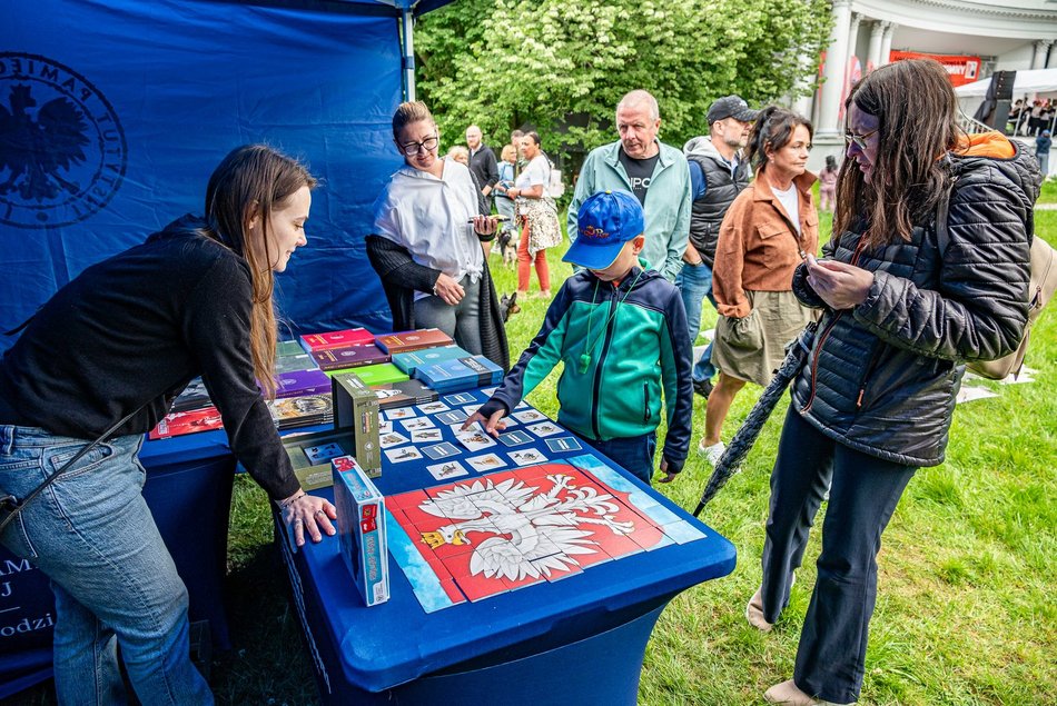 Łódź. Festiwal Rewolucja wystartował. Na początek piknik rodzinny w parku Julianowskim w Łodzi