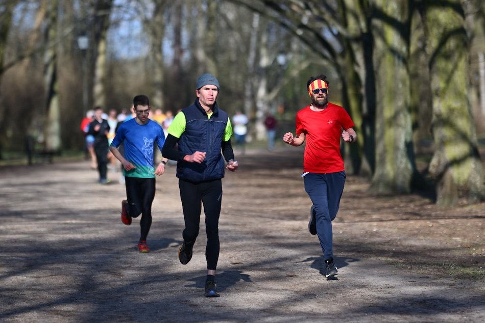 Łódź. Wielkanocny Parkrun w Parku Poniatowskiego