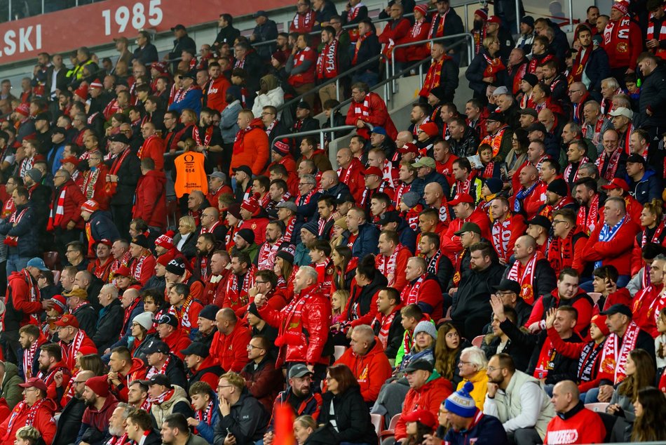 Kibice na meczu Widzewa Łódź z Legią Warszawa. Byłeś/aś? Odszukaj się w galerii