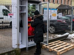 W Łodzi funkcjonują już trzy lodówki społeczne, fot. LODZ.PL