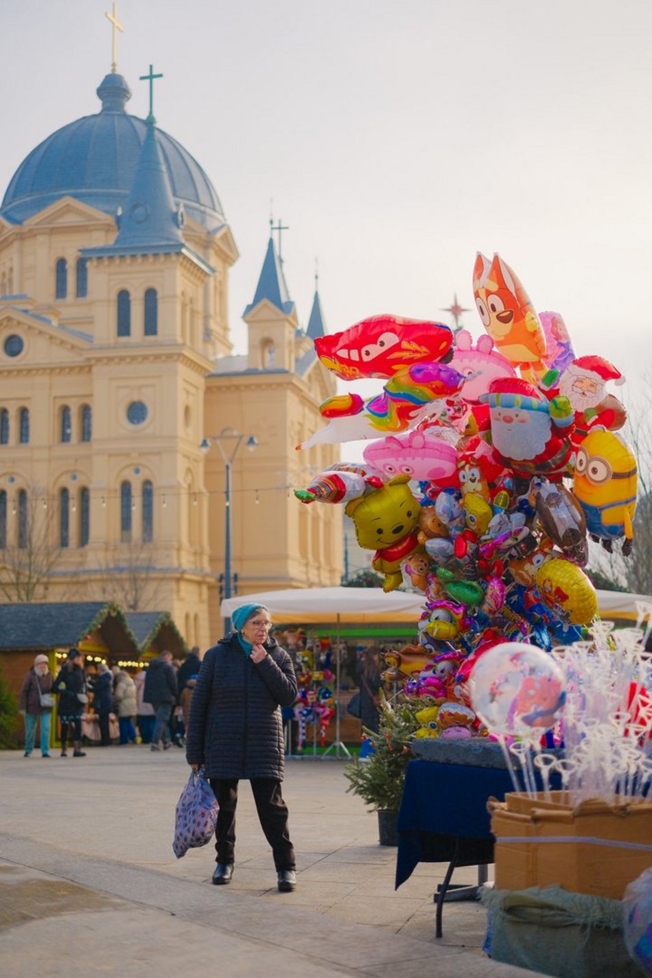 Łódź. Nie masz pomysłu na wieczór w Łodzi? Jarmark Bożonarodzeniowy brzmi, jak plan!