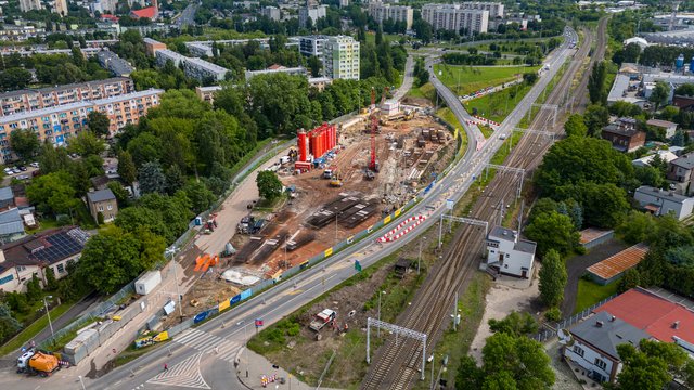 Budowa komory startowej tunelu KDP na Retkini. Zmiany w organizacji ruchu na Maratońskiej