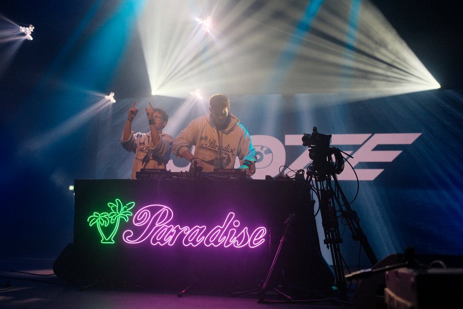 Didżeje rozgrzewają publiczność Łódź Summer Festival 2025. Muzyczne sety między koncertami