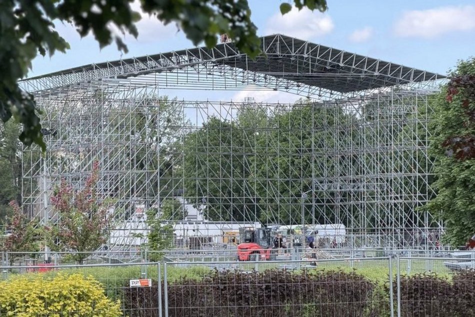 Budują scenę na Juwenalia 2026 w Łodzi! Trwają prace przy Lutomierskiej