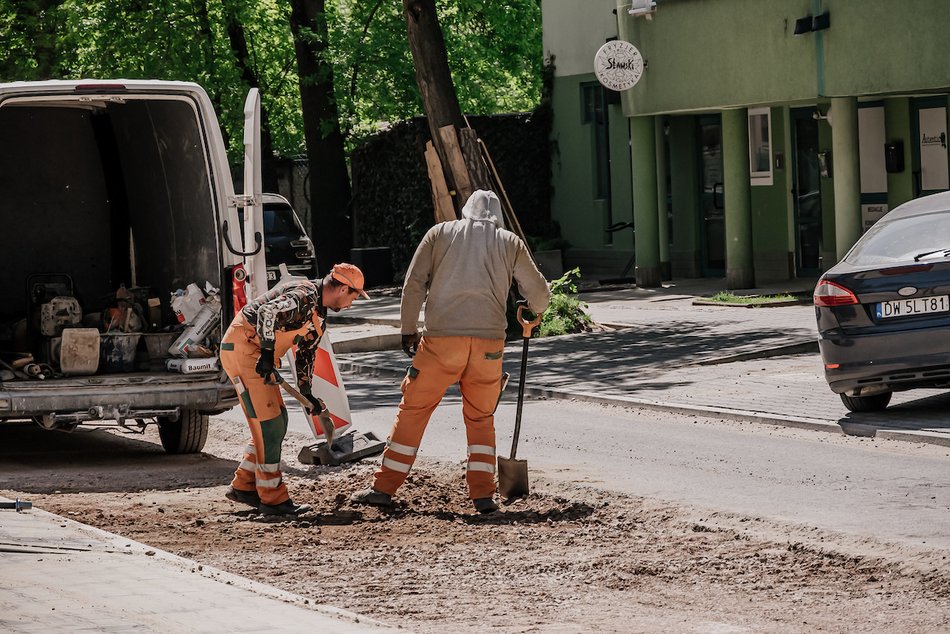 Łódź. Remont Nowej w Łodzi postępuje. Efekty prac drogowców coraz bardziej widoczne