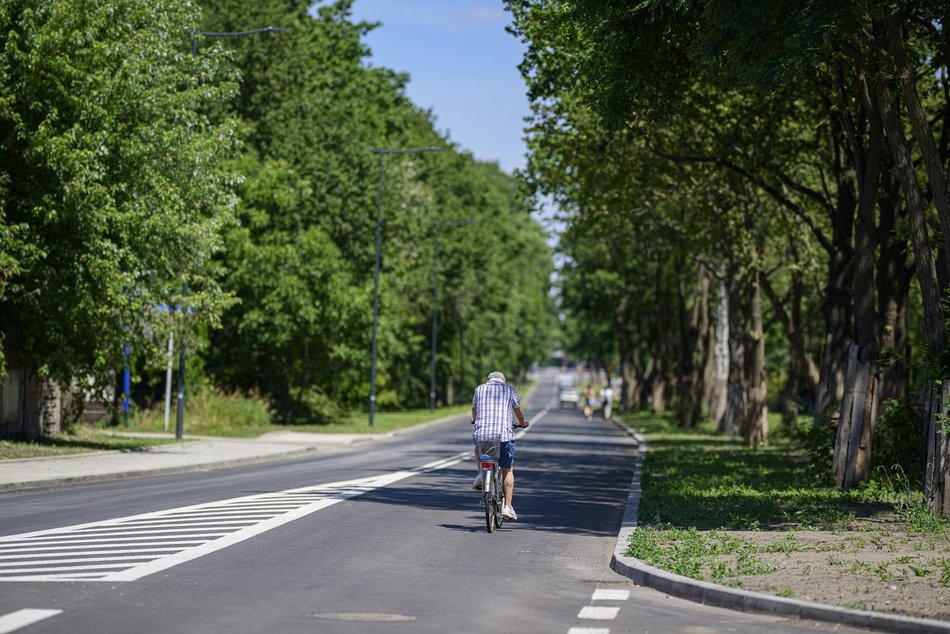 Łódź. Piknik otwarcia Szczecińskiej w Łodzi wielkim hitem. Tłumy łodzian bawią się świetnie