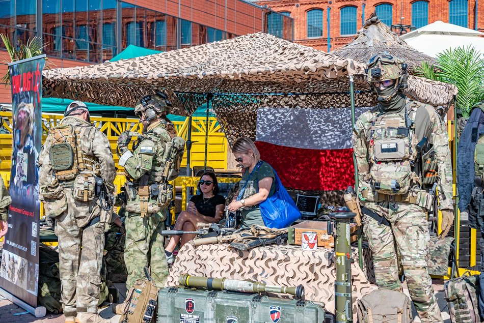 Piknik weterana w Manufakturze