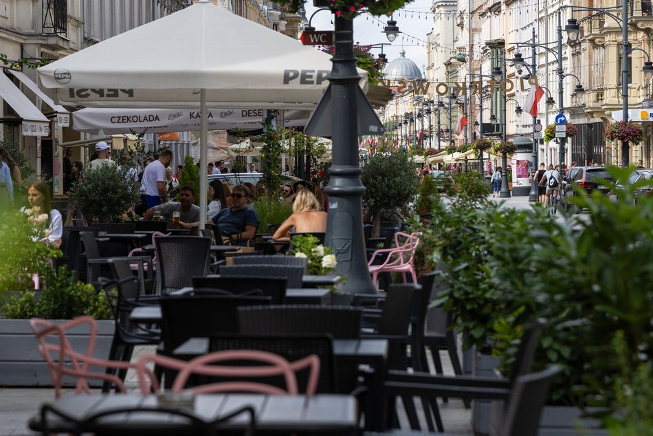 Łódź. Pierwszy sierpniowy weekend na Piotrkowskiej. Tłumy łodzian i turystów!