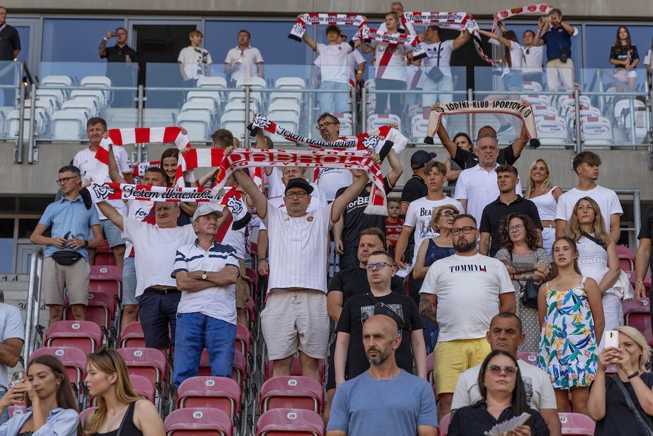 Łódź. Kibice na meczu ŁKS Łódź ze Stalą Mielec. Byłeś? Odszukaj się w naszej galerii