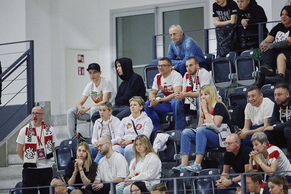 Łódź. Koszykarskie derby Łodzi. Byłeś/aś na meczu? Znajdź się w galerii zdjęć!
