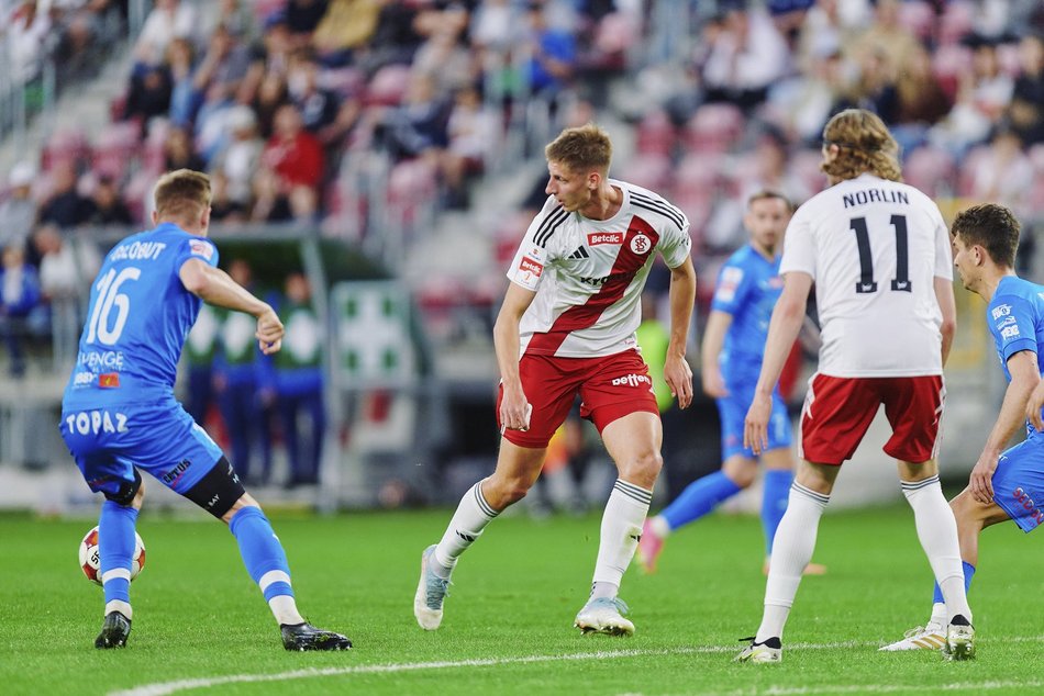 Łódź. ŁKS Łódź na fali! Łodzianie rozbili na własnym stadionie Pogoń Siedlce