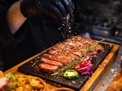 Łódź. Steki w Łodzi. Ogień i Sól, Steakownia, Tango Argentino Steakhouse i więcej