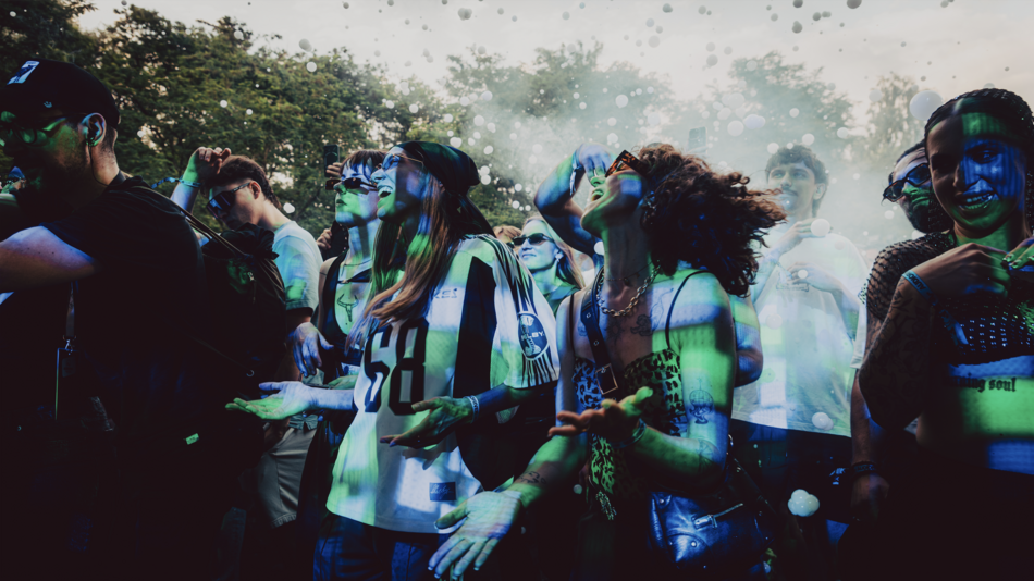 Łódź. Leśna Scena RMF FM na Łódź Summer Festival 2025! Glitter Bar, DJ-skie sety na żywo i strefa chillout