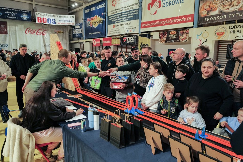 Łódź. Targi Modeli Samochodowych w Łodzi przyciągnęły tłumy! Gratka dla fanów Hot Wheels