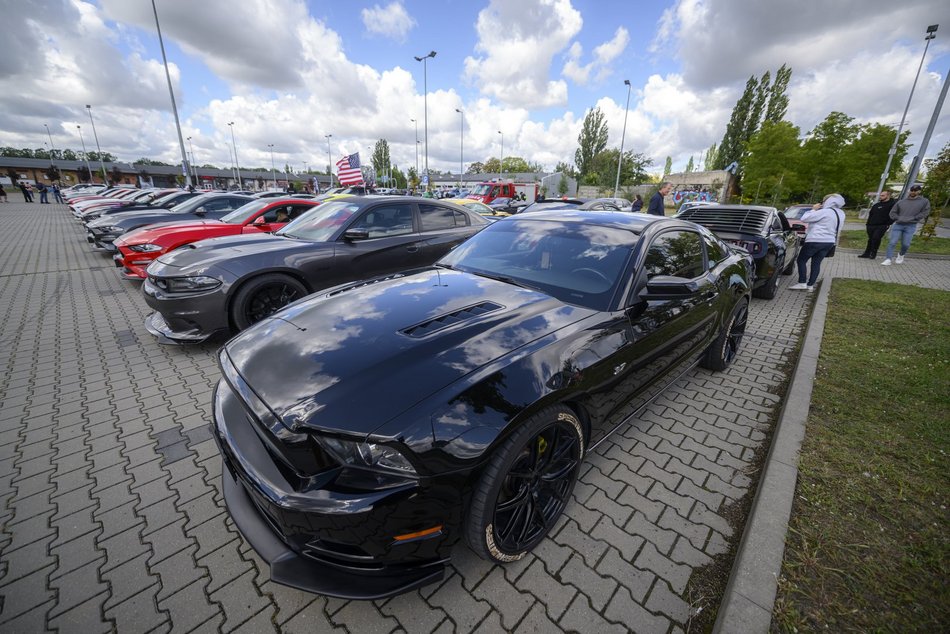 Ale auta pod Atlas Areną w Łodzi. Europejski zlot aut sportowych