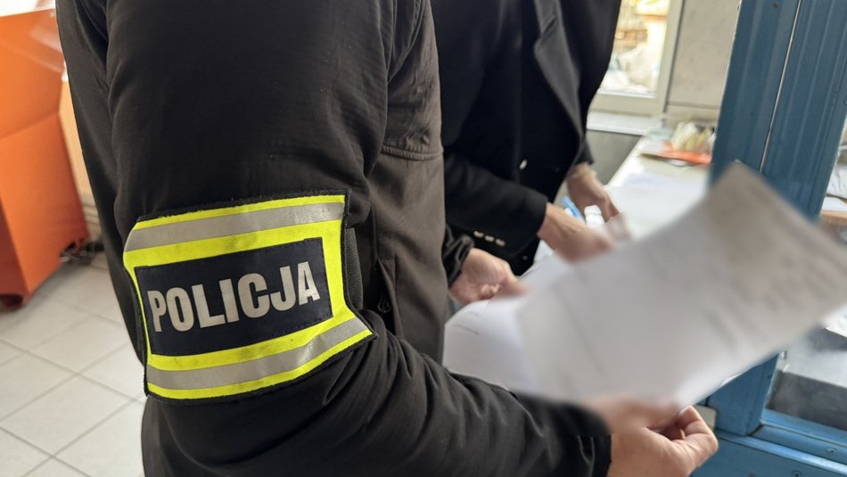 Łódź. Oszust zatrzymany! Wydawał lewe przeglądy aut w Łódzkiem