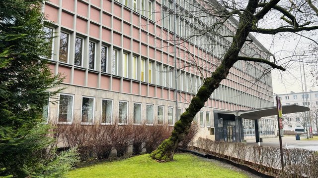 Kultowy budynek BUŁ-y do remontu. Uniwersytet Łódzki ogłasza gigantyczną przebudowę