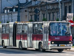Łódź. Łódzkie Linie Turystyczne przyciągają tłumy. Kultowe pojazdy MPK Łódź znów hitem podróżnych!