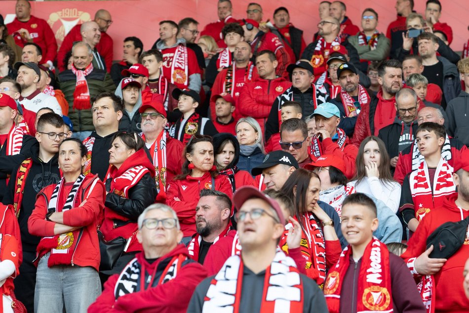 Łódź. Kibice na meczu Widzew Łódź - Lechia Gdańsk. Byłeś/aś? Znajdź się na trybunach!
