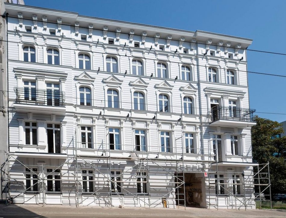 Łódź. Były ruiny, są luksusowe kamienice! Te miejsca w Łodzi przeszły prawdziwą metamorfozę