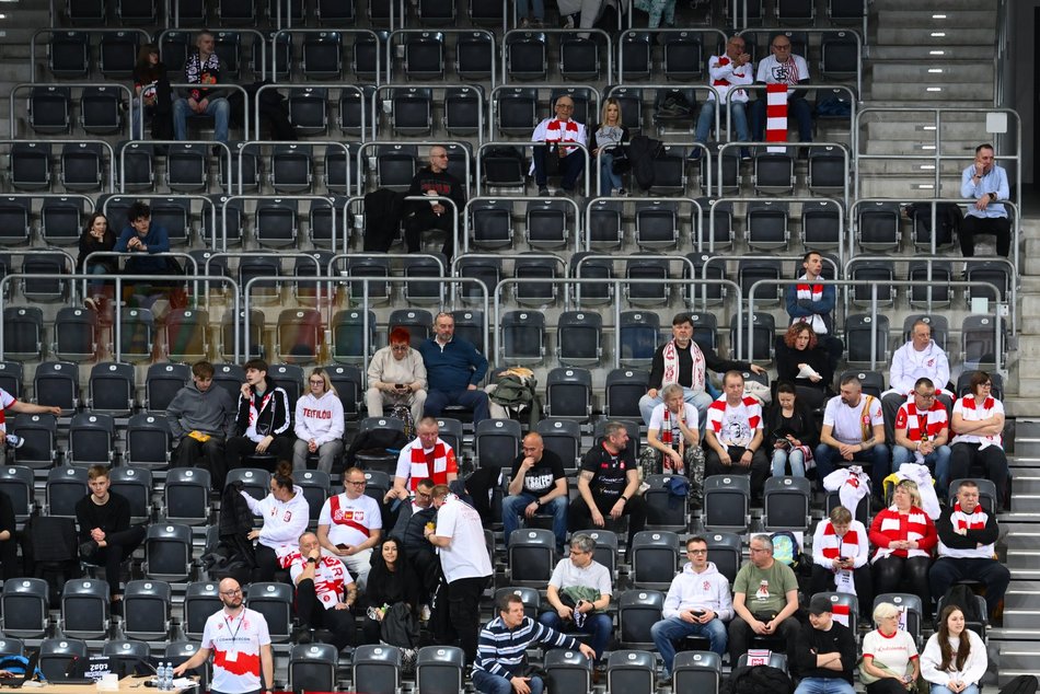 Łódź. Kibice na meczu ŁKS Commercecon Łódź z ITA TOOLS STAL Mielec. Byłeś/aś?