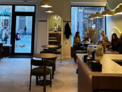 Łódź. Nowa kawiarnia przy Piotrkowskiej! Maru matcha podbija Łódź!