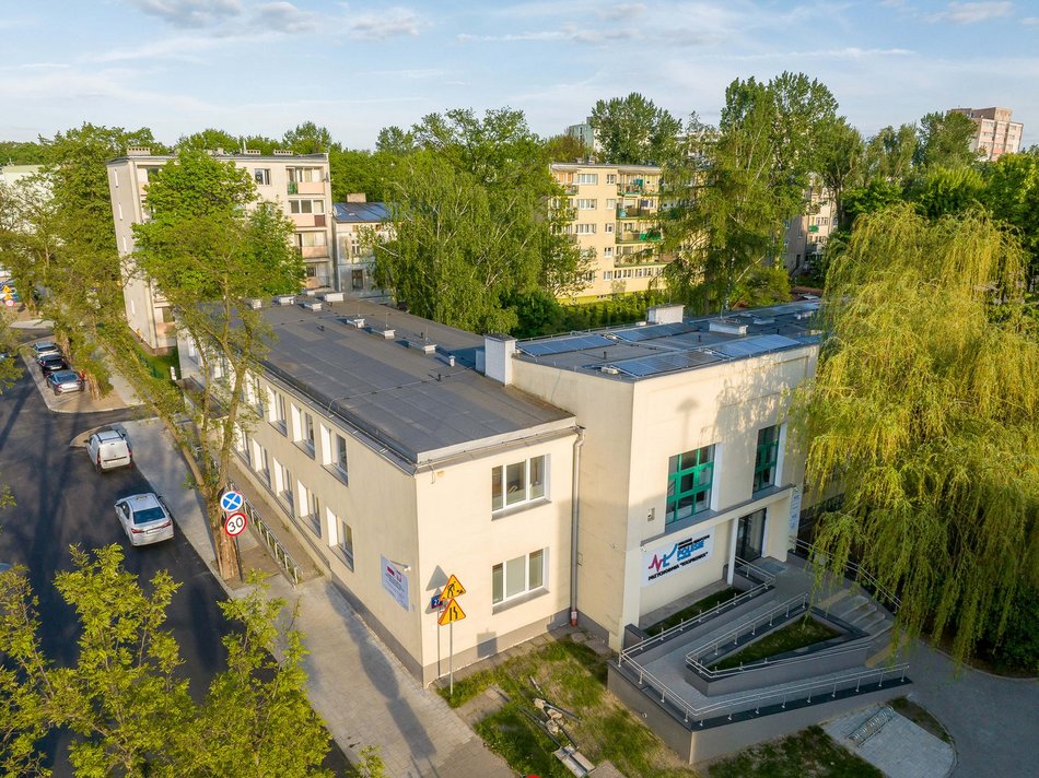 Łódź. Nowa fotowoltaika pojawiła się na przychodniach na Polesiu. To aż 4 adresy