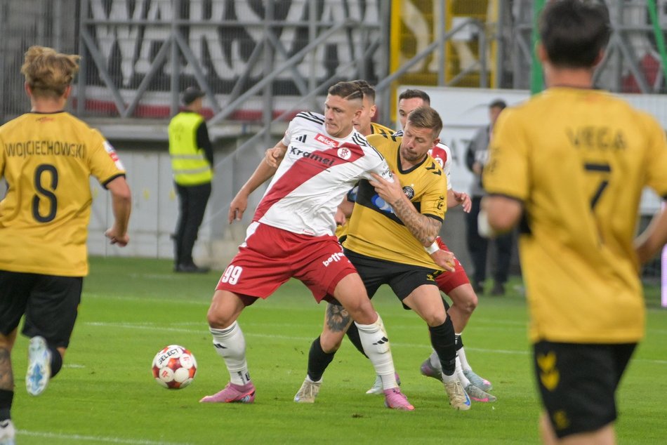 Emocje do samego końca. ŁKS Łódź wyszarpał punkt Polonii Warszawa