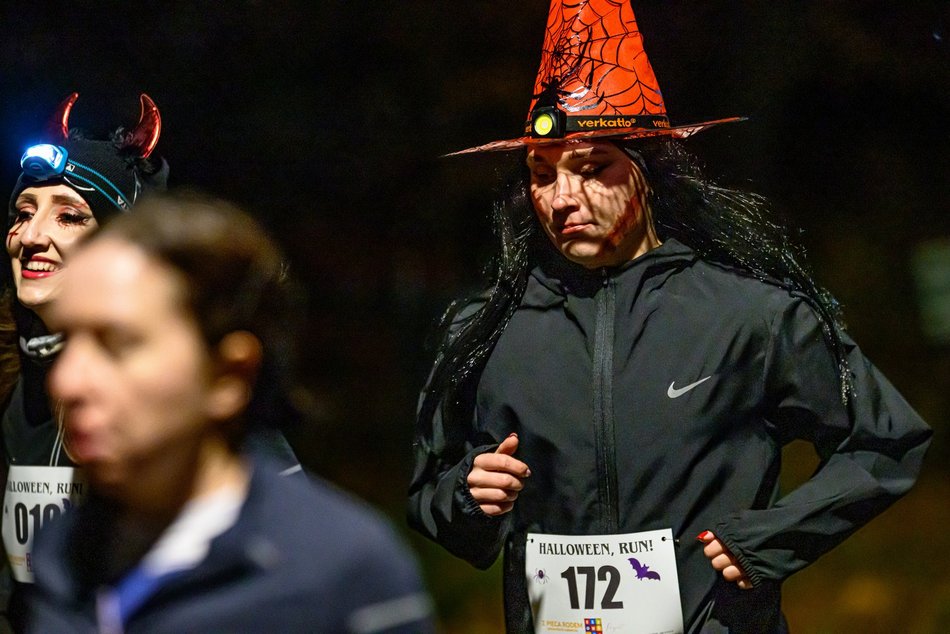 Łódź. Halloween Run w parku na Zdrowiu. Tak bawią się biegacze z Łodzi!