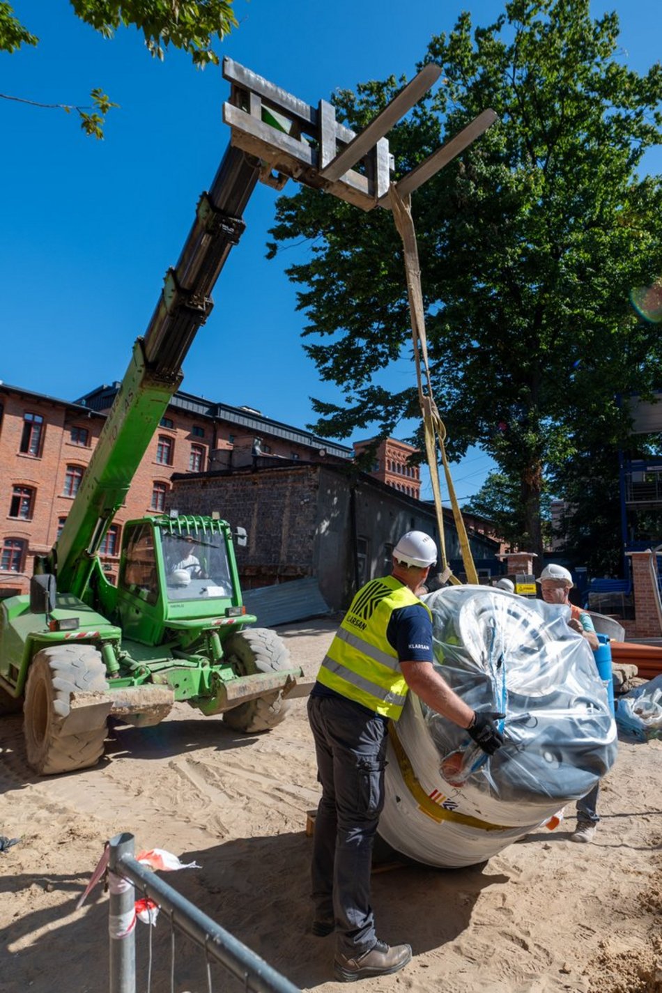 Łódź. Remont famuł przy Ogrodowej w Łodzi. Zobacz, co dzieje się na przeciwko Manufaktury!