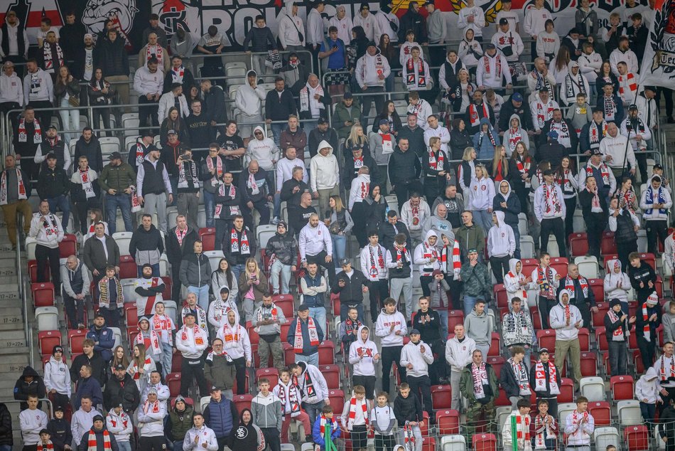Kibice na meczu ŁKS Łódź z Odrą Opole. Byłeś/aś? Znajdź się w galerii!