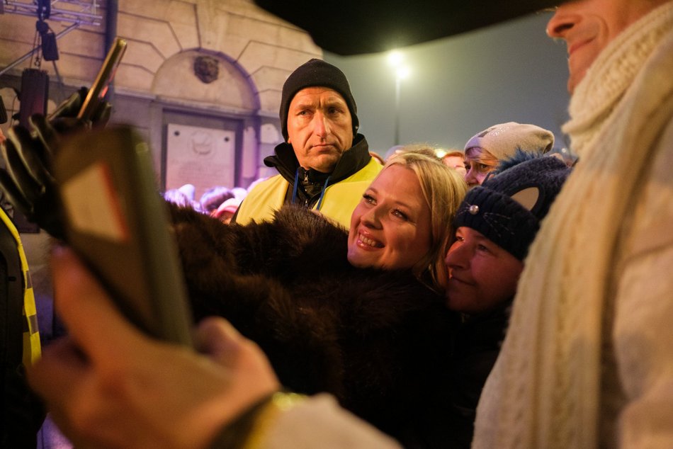 Gosia Andrzejewicz w Łodzi. Magiczny koncert kolęd na Piotrkowskiej