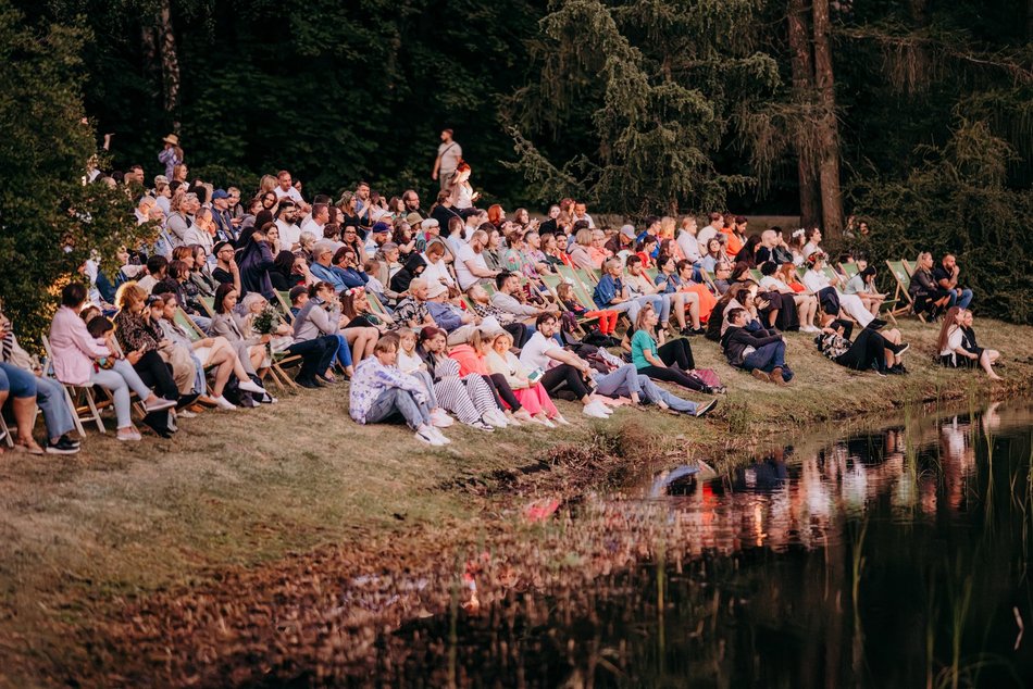 Łódź. Noc Świętojańska w Ogrodzie Botanicznym w Łodzi. Pełno magii, tańca i niezwykłych rytuałów